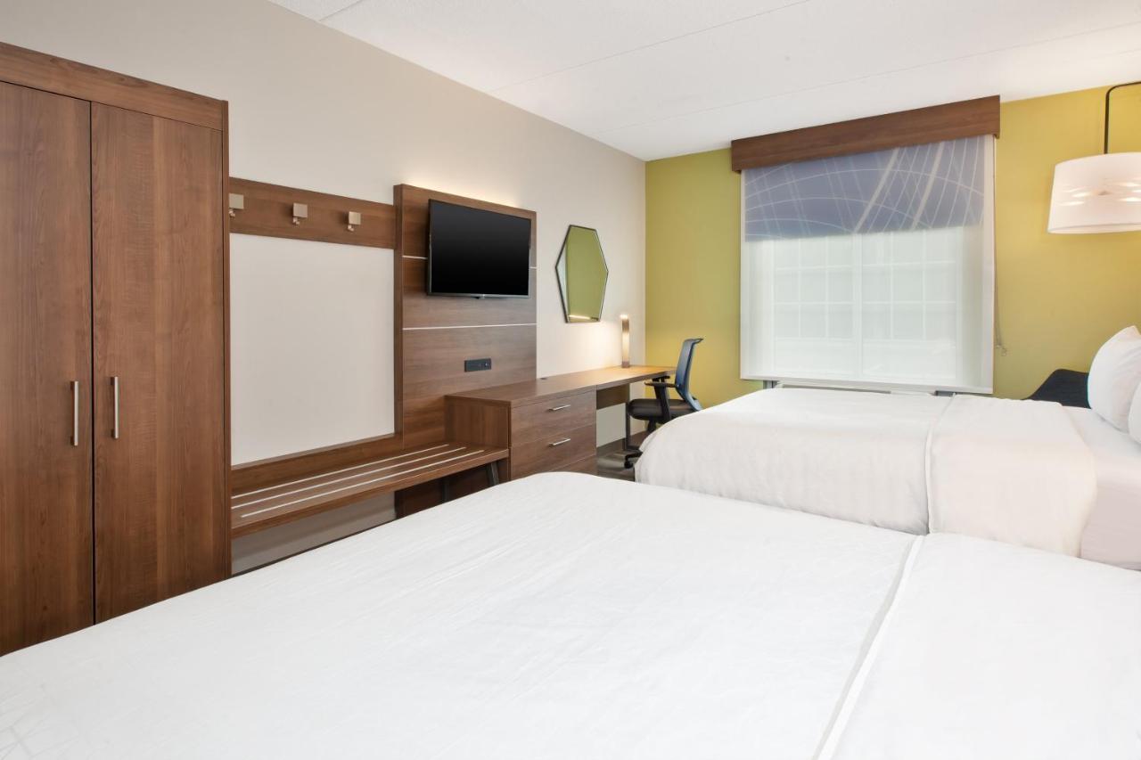 Express & By Ihg 4*