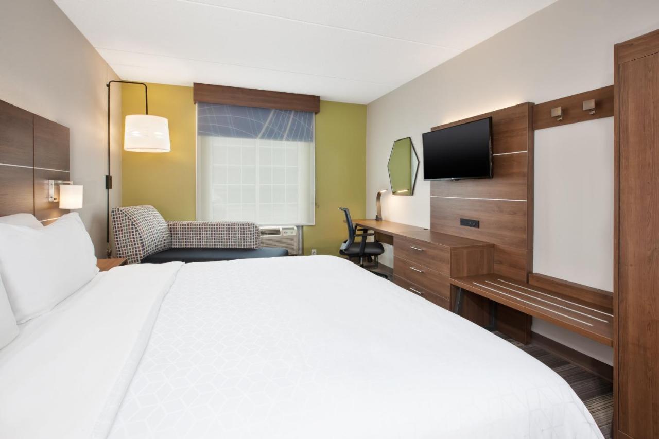 Hotel Express & By Ihg Warrenton