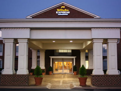 Hotel Express & By Ihg