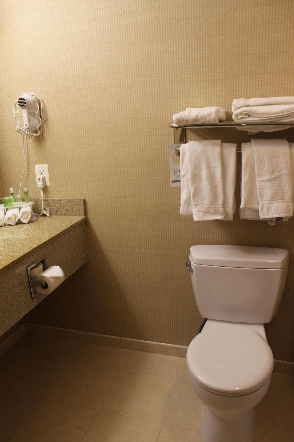 Express & By Ihg